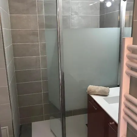 2 Pieces, Renove, 2 Piscines+tennis, Mer, Climatisation Appartement